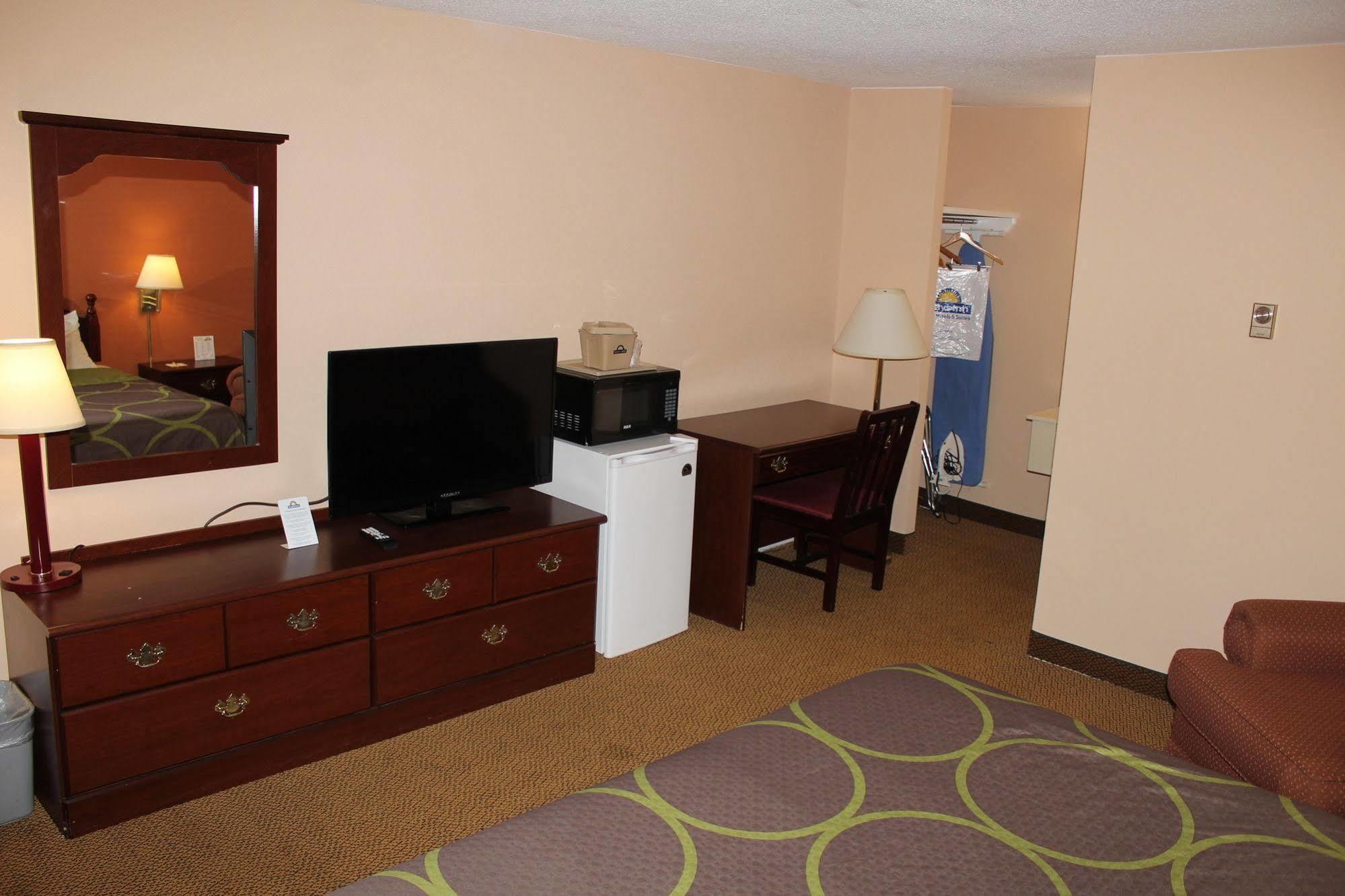 Days Inn By Wyndham Lenox Ma Kültér fotó