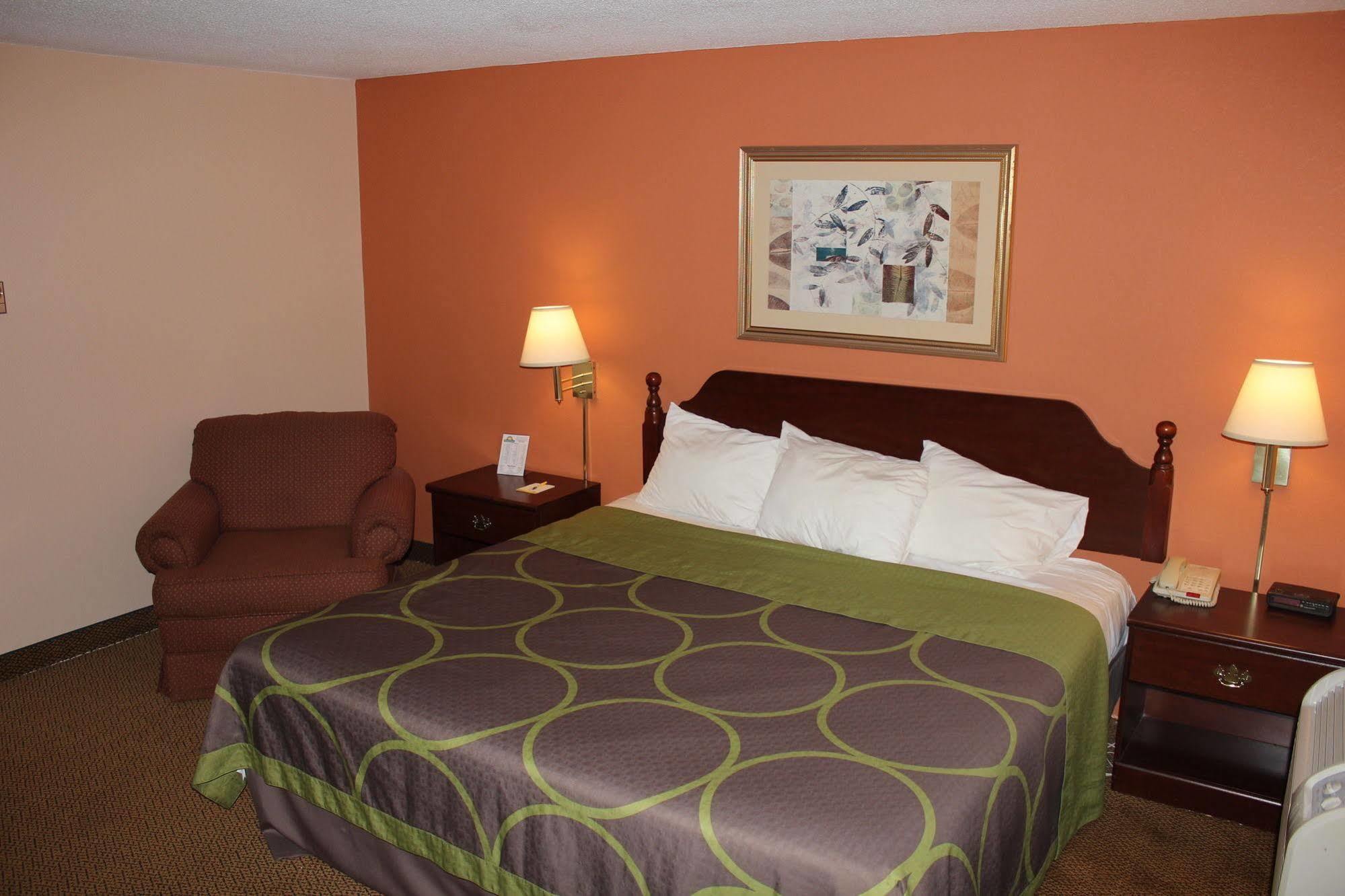 Days Inn By Wyndham Lenox Ma Kültér fotó